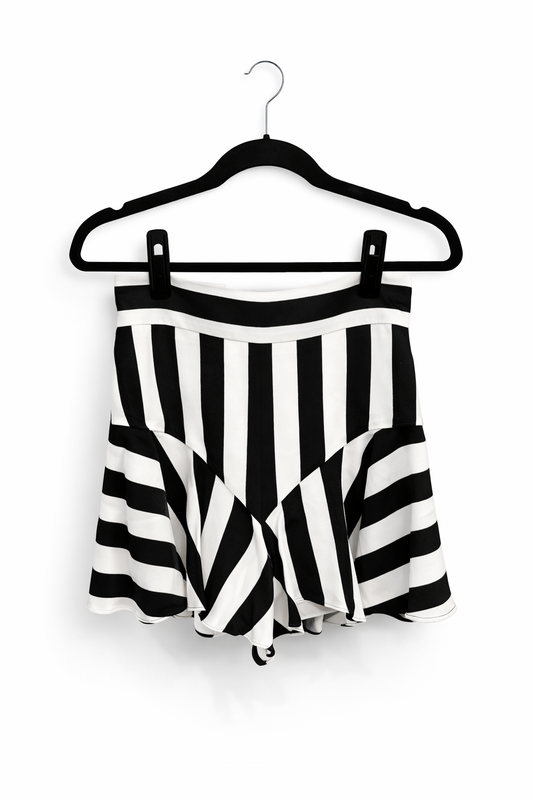 Milly Black and White Stripe Flutter Culotte Short, NWT, Size 8