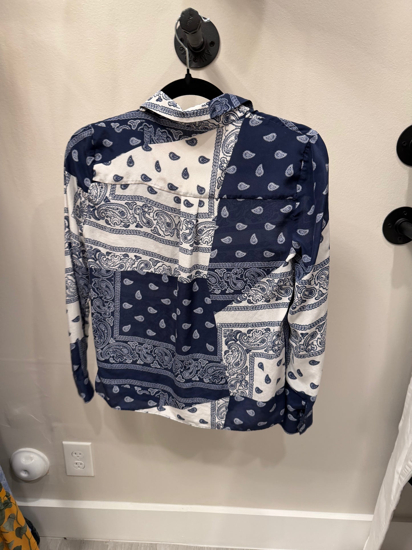 Alice + Olivia Silk Bandana Patchwork Shirt, Blue/White, XS