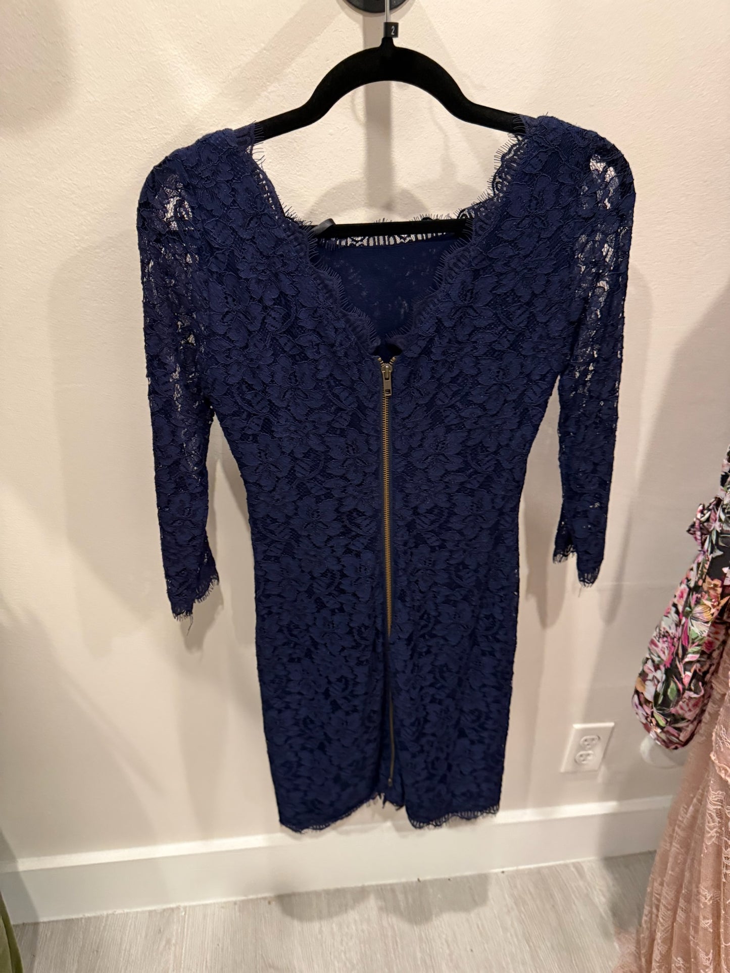 Diane Von Furstenberg Zarita Navy Lace Dress, Size 0