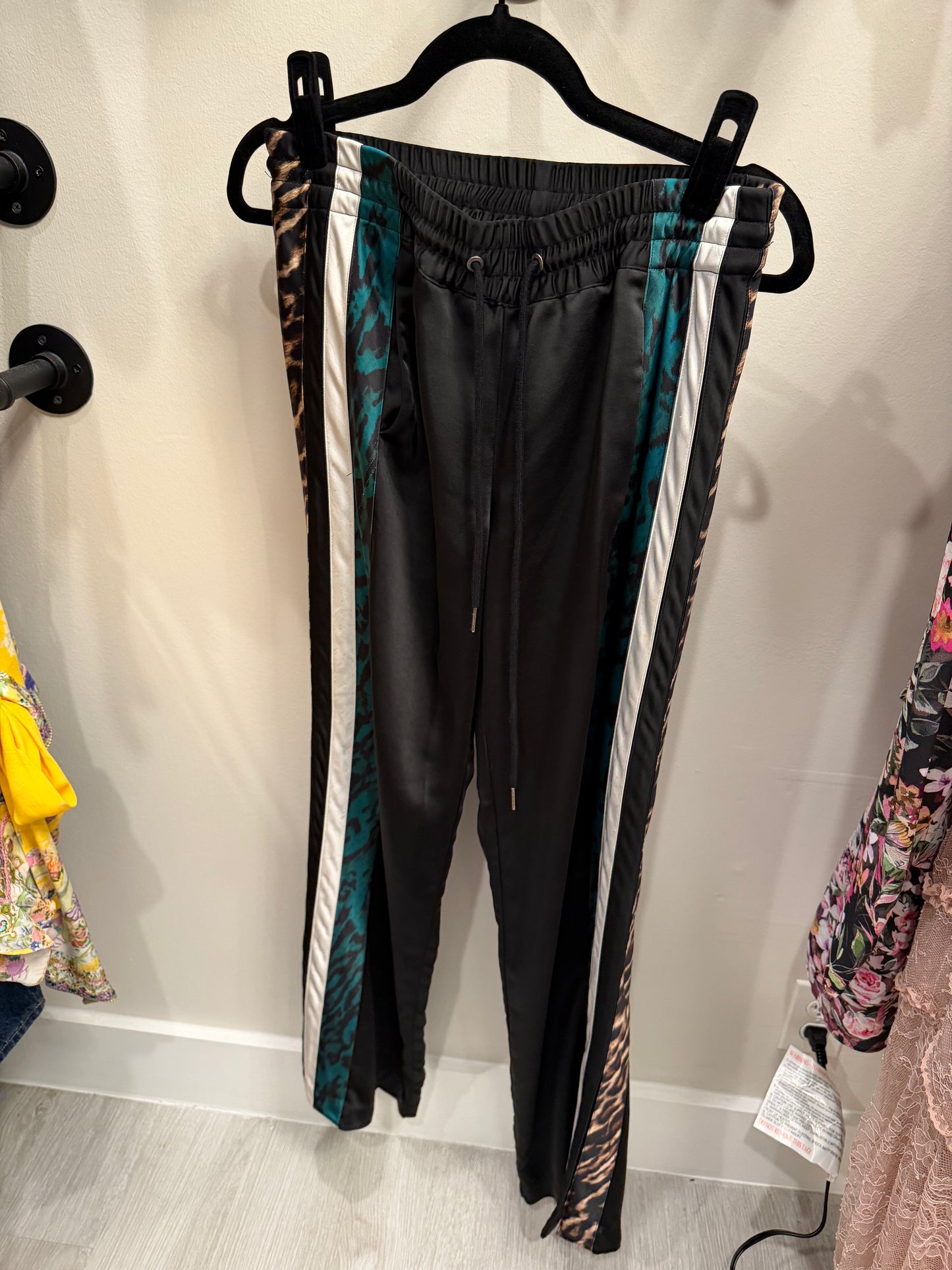 Pam and Gela Jumpsuit Set Black Green Leopard, Size S