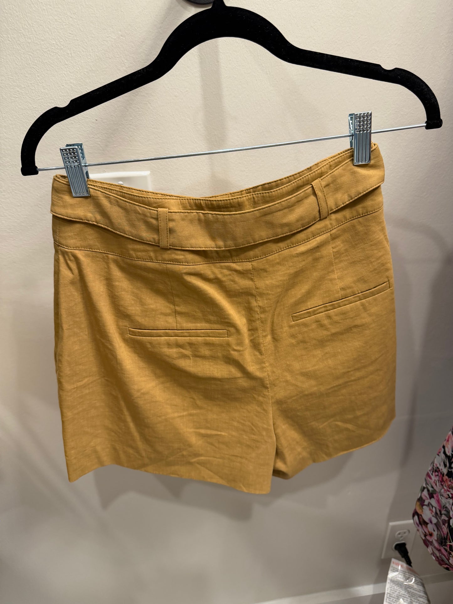 Veronica Beard Tan Vest and Short Set, Size 0/2