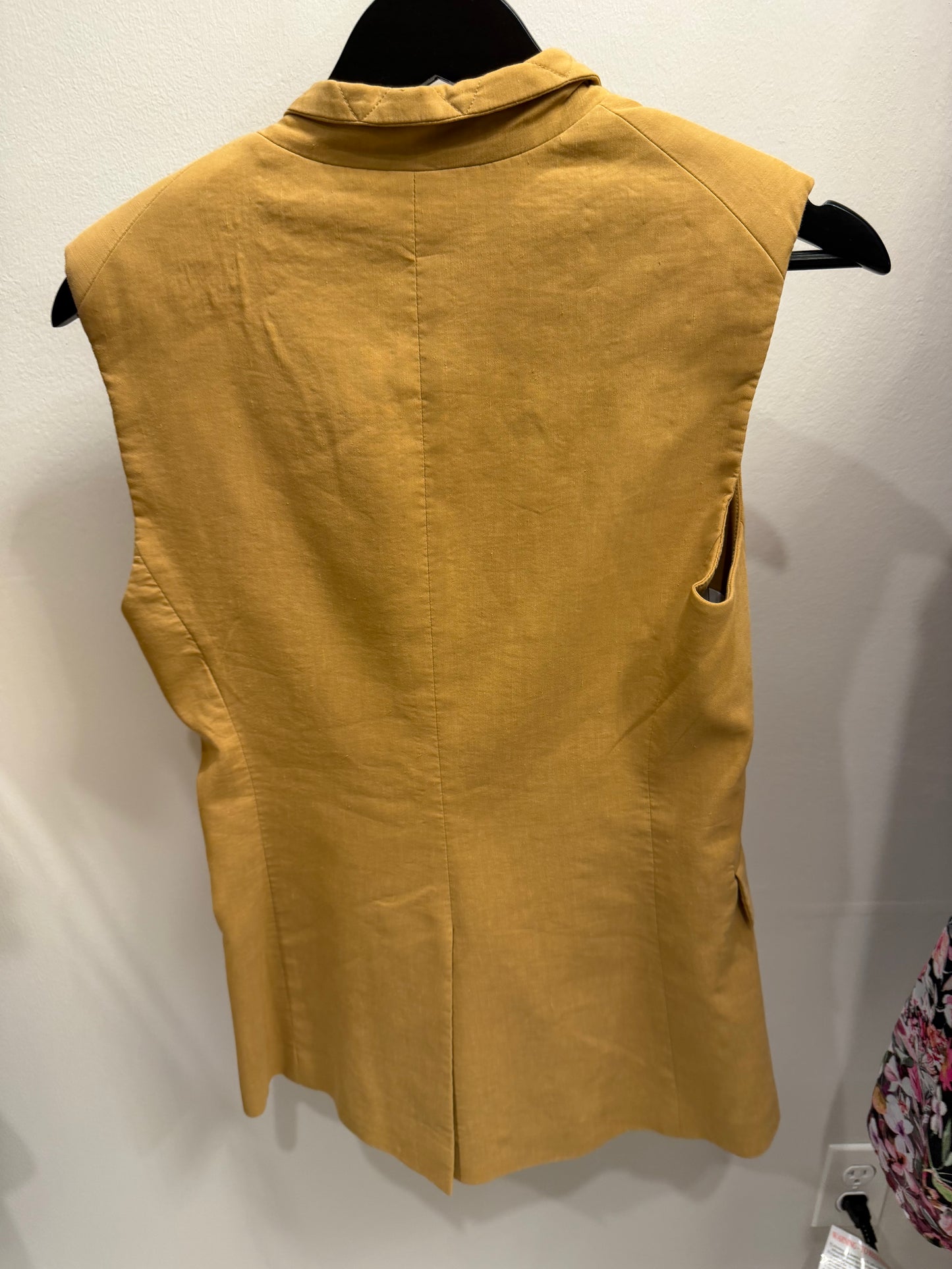 Veronica Beard Tan Vest and Short Set, Size 0/2