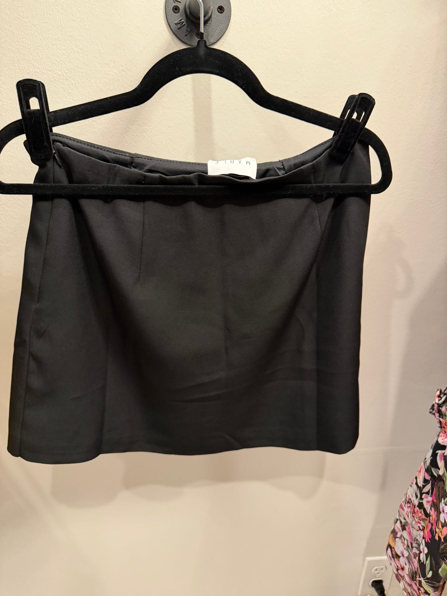 Mable Black Crystal Bow Skirt Size  L