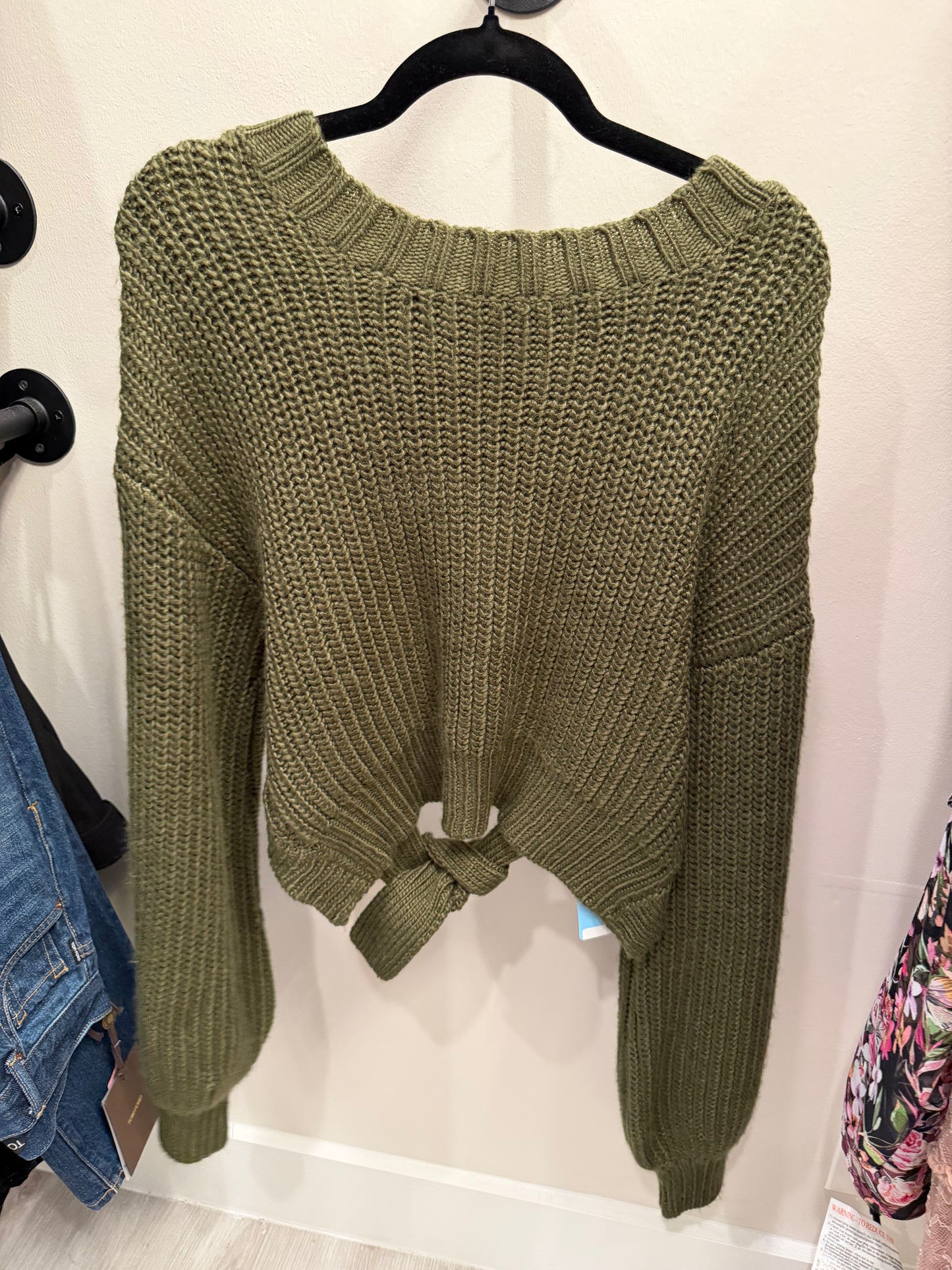 4th and Reckless Open Back Green Knit Sweater, Size 4
