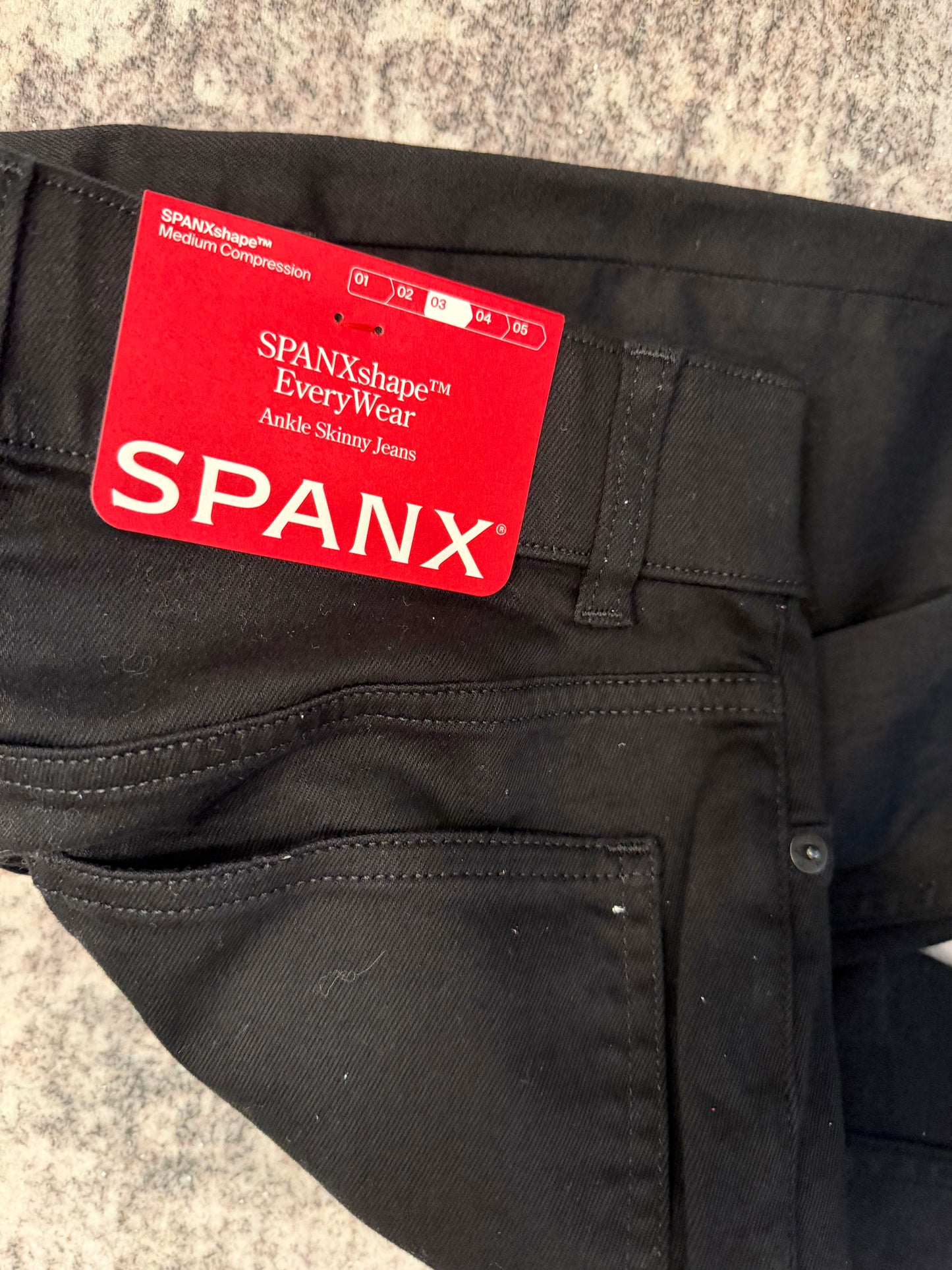 Spanxshape Everywhere Ankle Skinny, NWT, Size XS