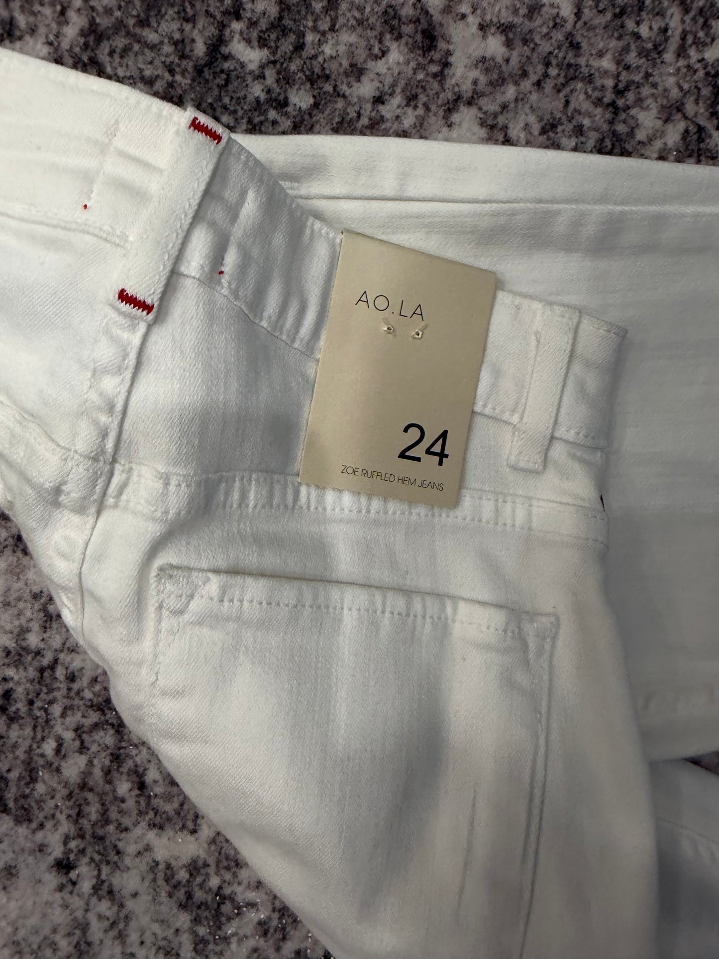 Alice + Olivia Ruffle Hem Zoe High Rise White Denim Jeans, NWT, Size 24