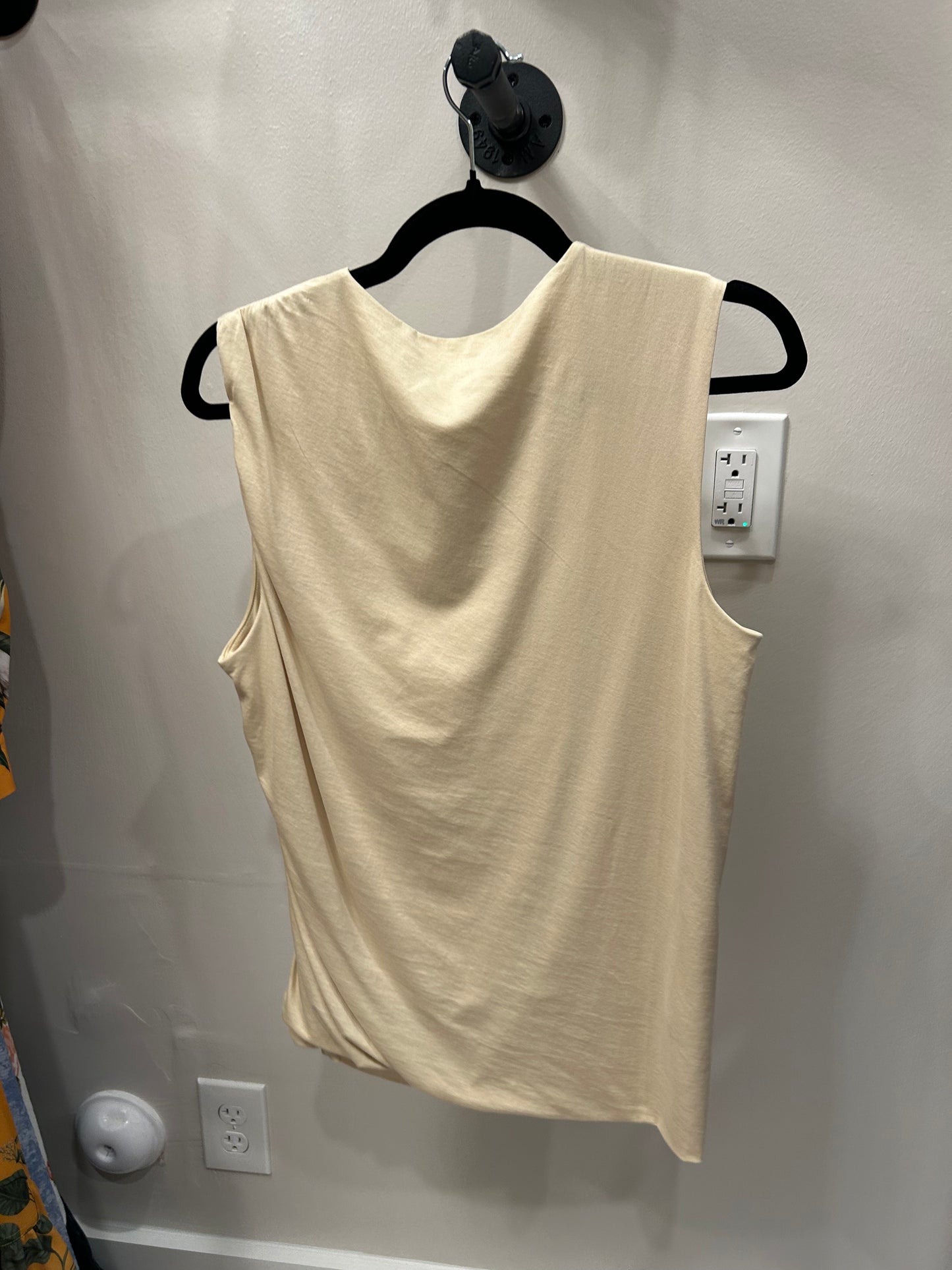 Share Theory Twisted Tank, Tan, L